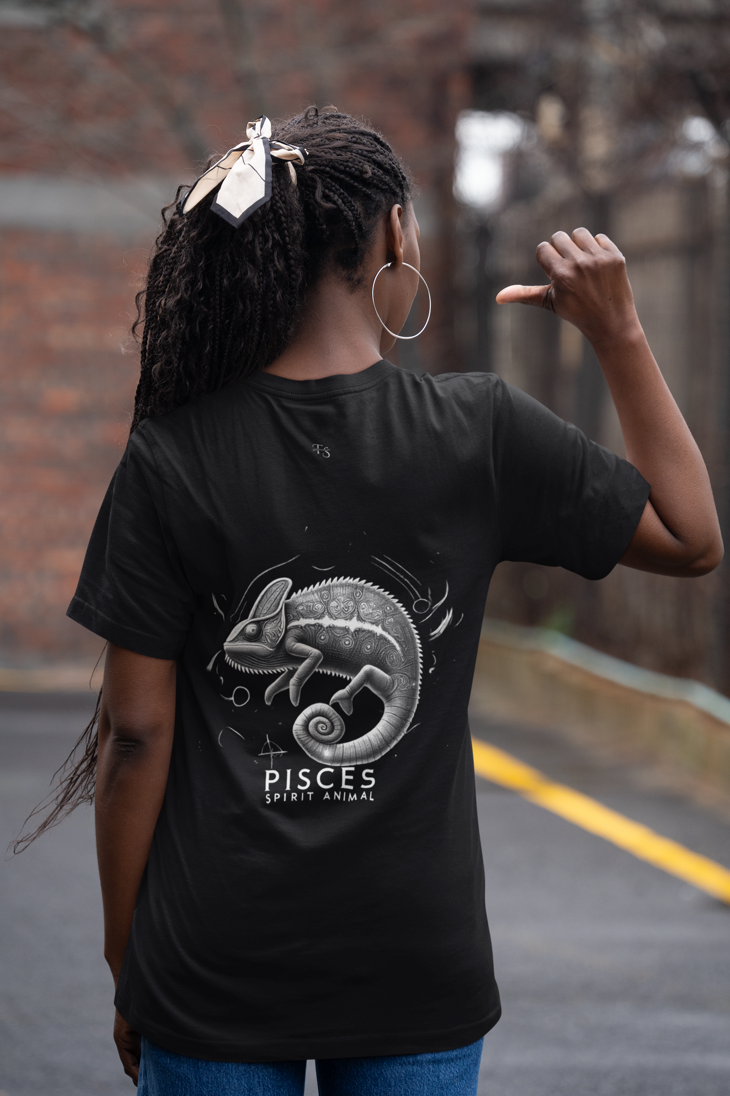 Chameleon, Pisces Spirit Animal