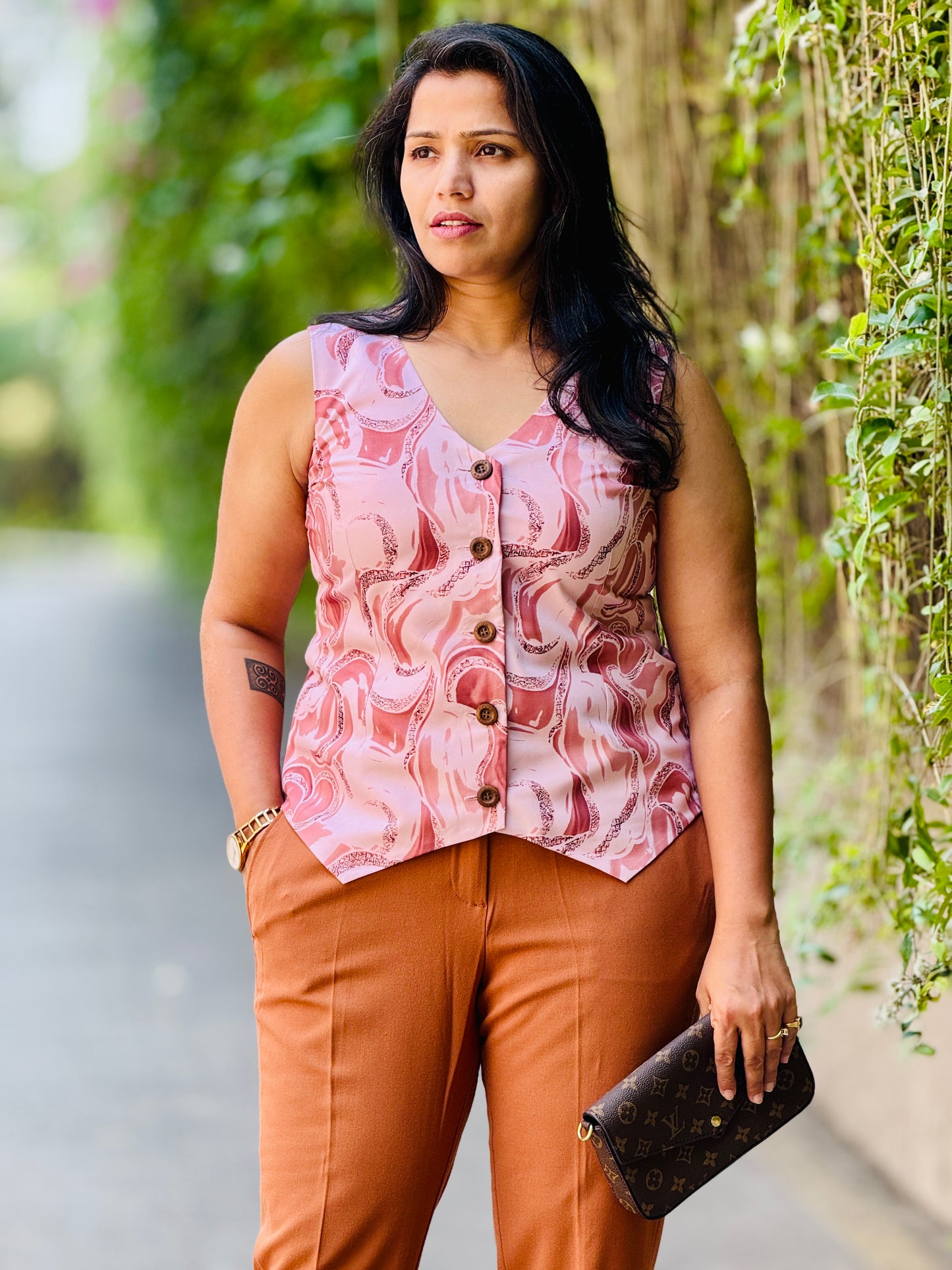 Women’s Cool Pink & White Waistcoat – Premium Cotton Vest with abstract wave prints