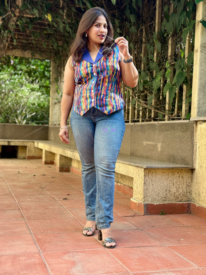 Women’s Multicolour Waistcoat – Muslin Vest with Abstract Digital Print