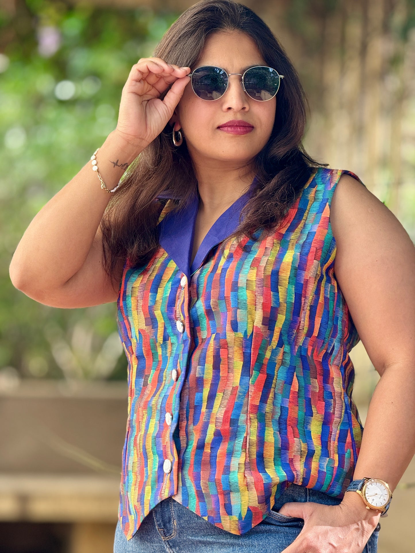 Women’s Multicolour Waistcoat – Muslin Vest with Abstract Digital Print