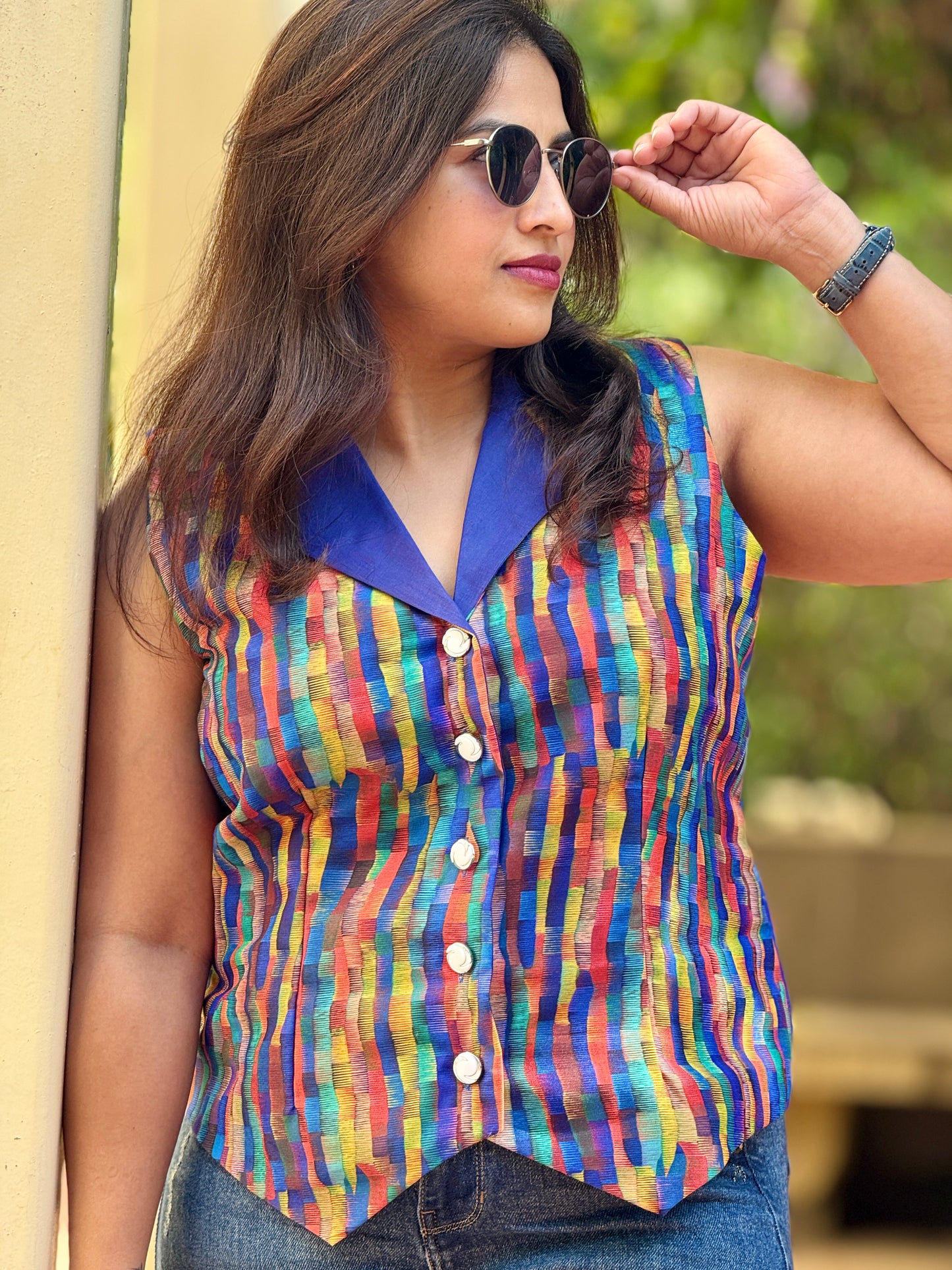 Women’s Multicolour Waistcoat – Muslin Vest with Abstract Digital Print