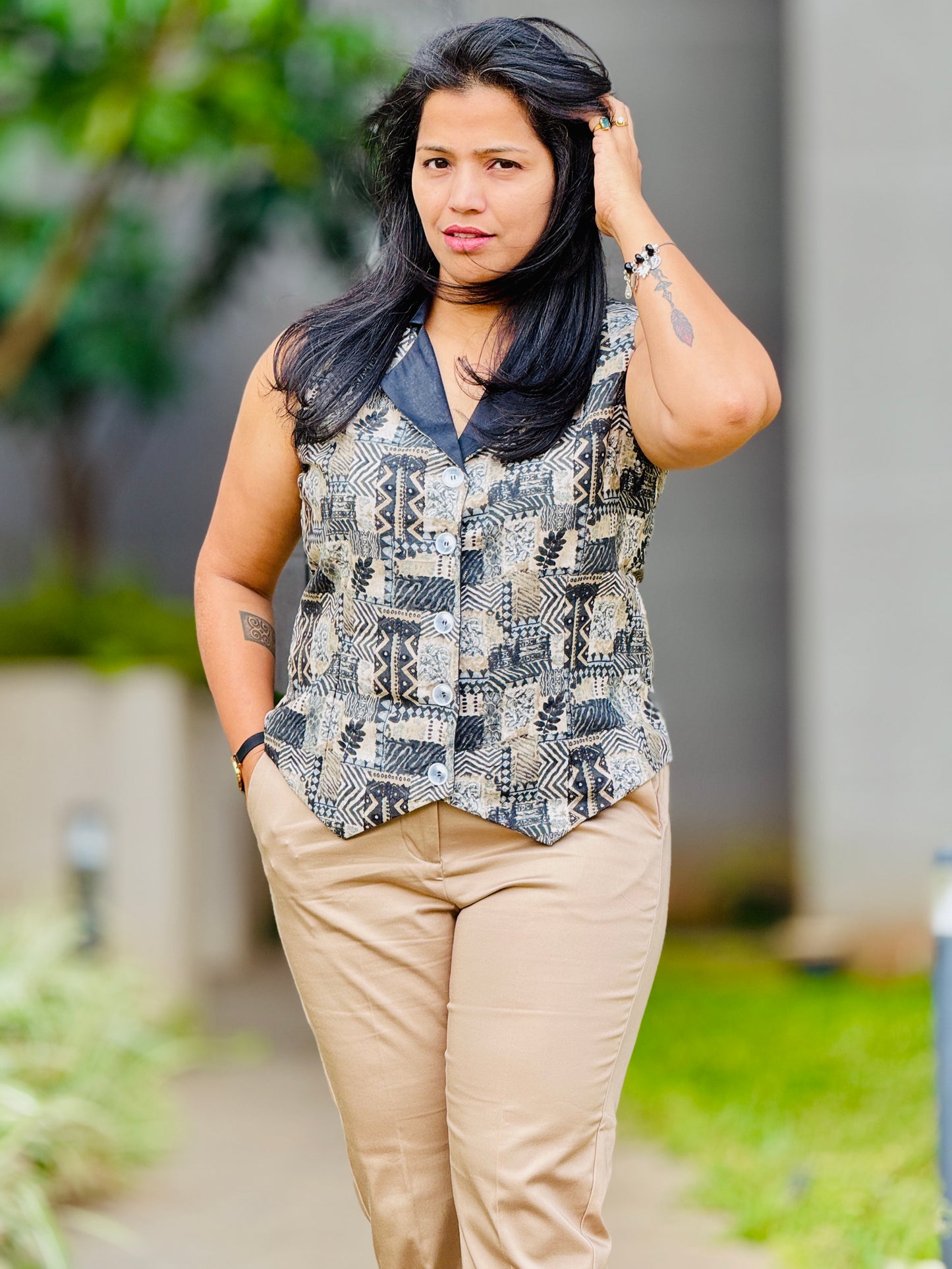 Women’s Black Waistcoat – Premium Cotton Blend with Abstract Prints