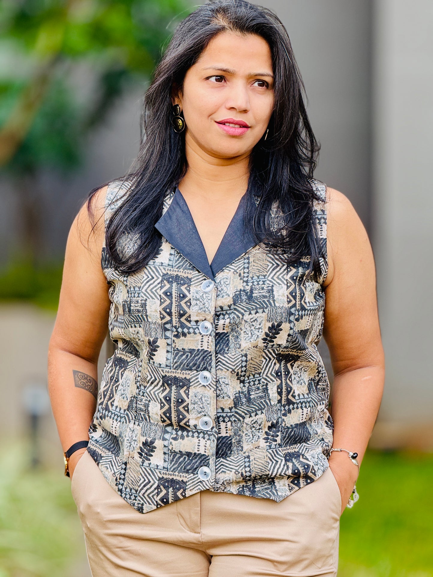 Women’s Black Waistcoat – Premium Cotton Blend with Abstract Prints